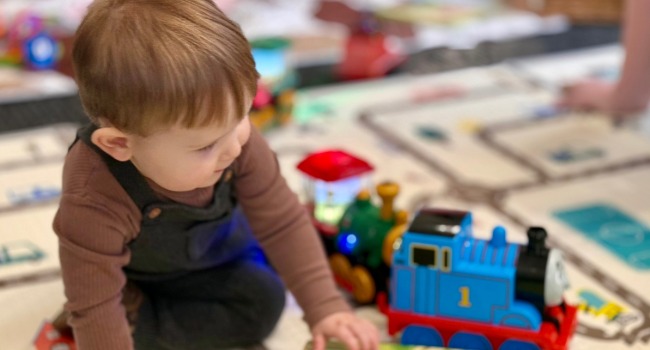 great-ayton-station-stay-and-play-at-north-yorkshire-moors-railway